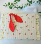 Pochette plate cerises